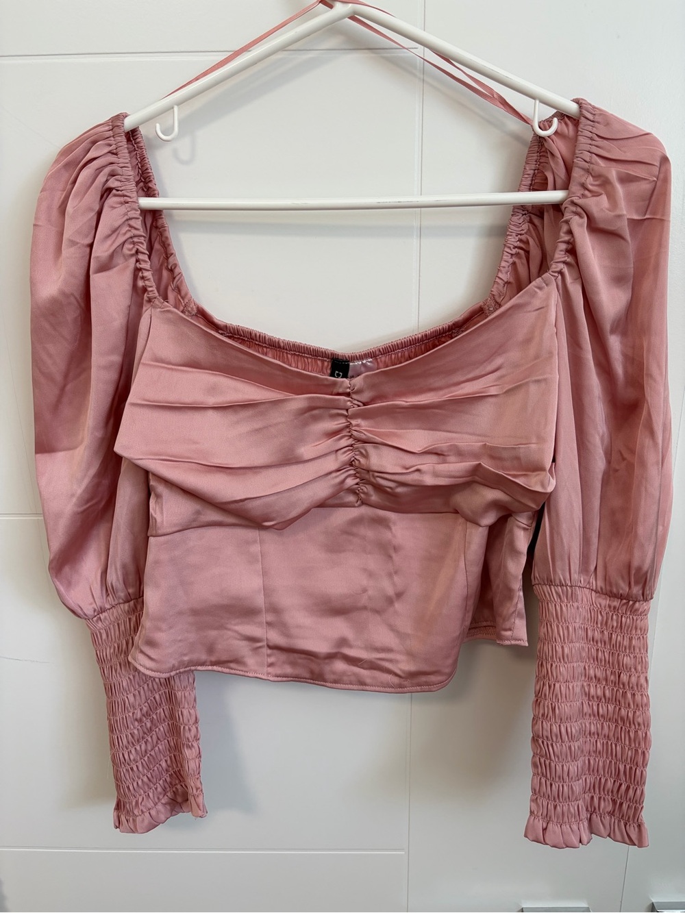 H&M Divided Dusty Rose Ruched Satin Square-Neck Cropped Blouse